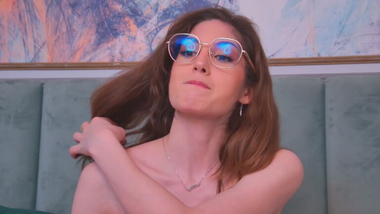 SeleneHart's Streamate show and profile