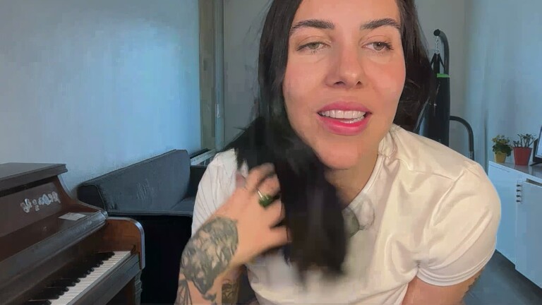 LolaDeLux's Streamate show and profile