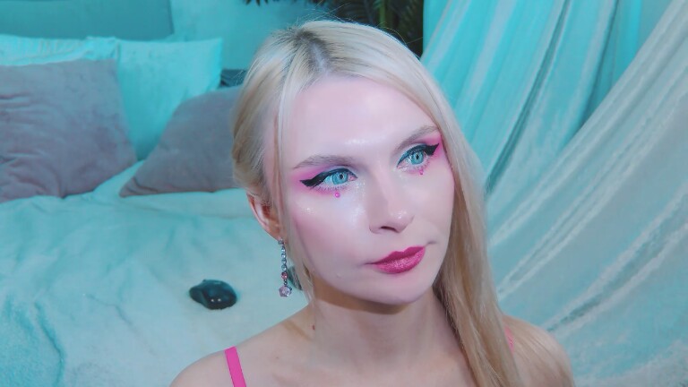 DenLina's Streamate show and profile