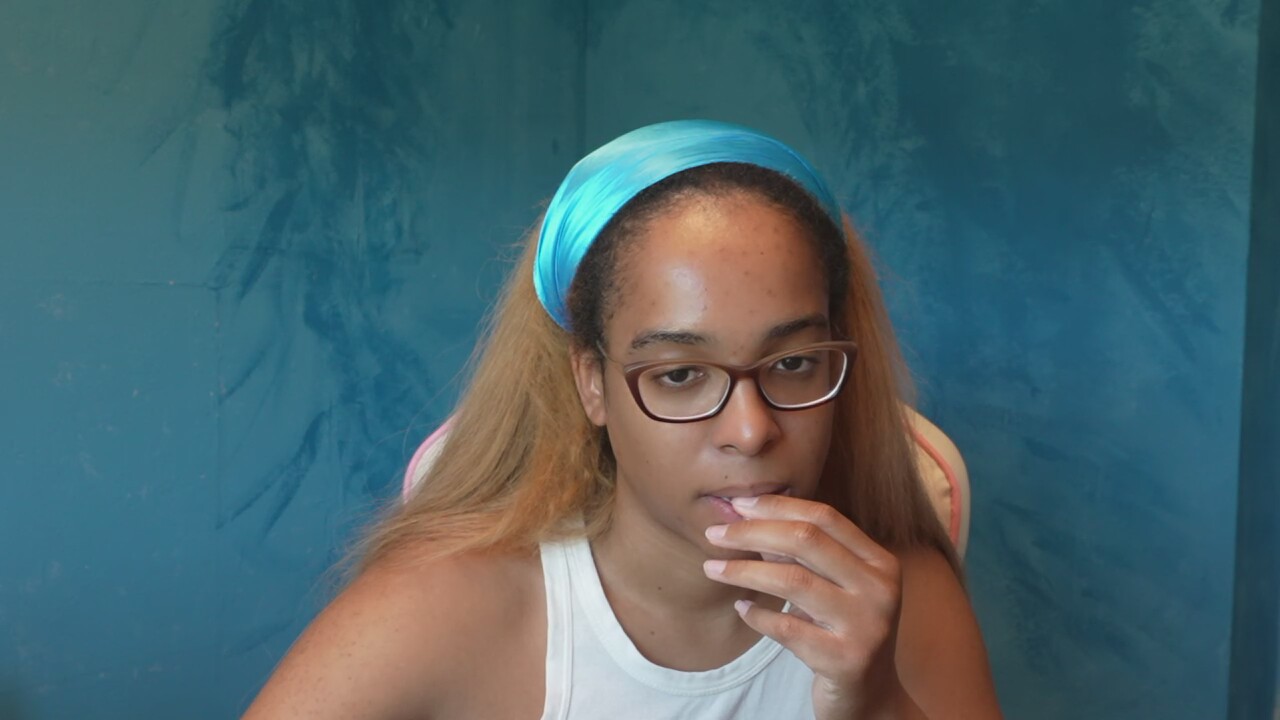 CaitlinCoxxx