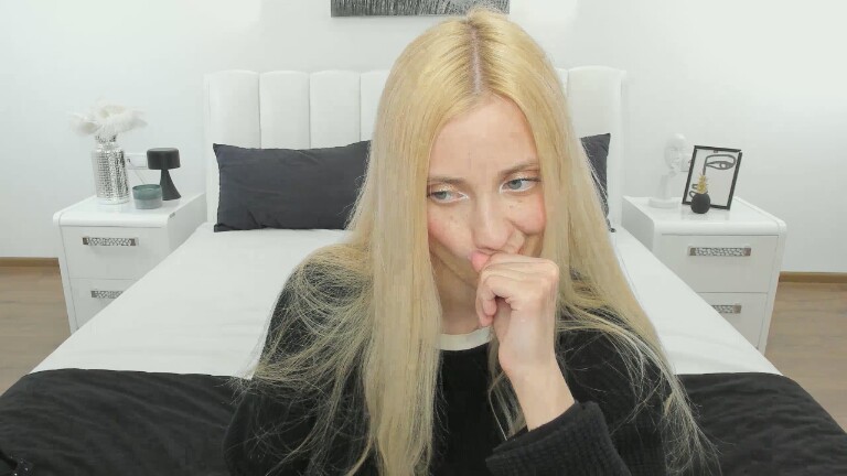 PinkAngelll's Streamate show and profile