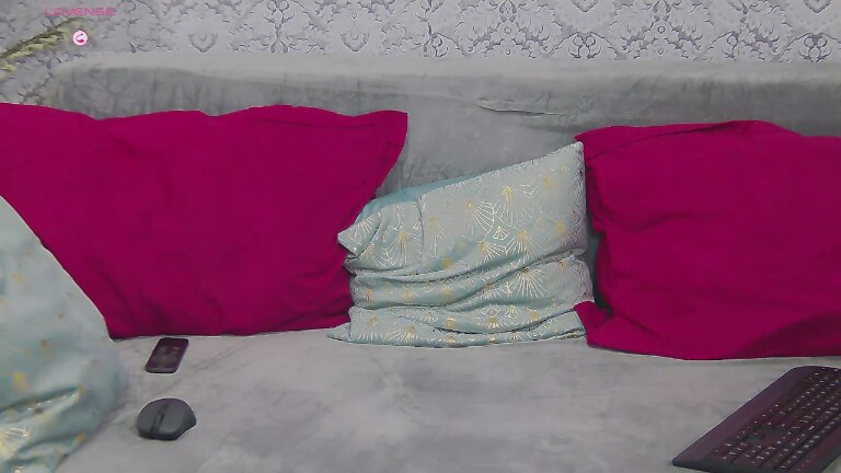 DeeaPassion's Streamate show and profile